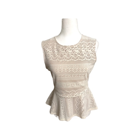 BCBGMaxAzria Tops - BCBGMaxazria cream color sleeveless crotchet zipper back top. Size S.